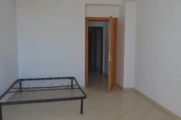 Shtepi ne shitje Apartament ne Tirane, 2+1, Mobilimi Bosh, pa mobiluar, Pagesa 16,500,000  Leke.