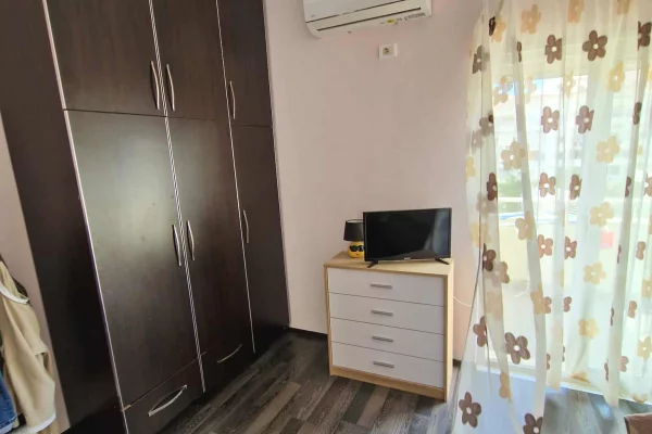 Shtepi me qera Apartament ne Tirane, 2+1, Mobilimi E mobiluar, Pagesa 45,000  Leke.