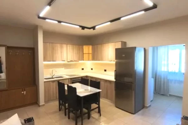 Shtepi me qera Apartament ne Tirane, 1+1, Mobilimi E mobiluar, Pagesa 60,000  Leke.