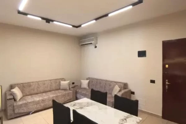 Shtepi me qera 1+1 ne Tirane - 60,000 Leke