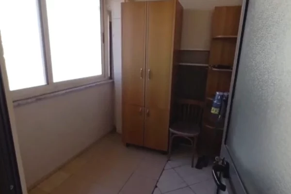 Shtepi me qera Apartament ne Tirane, 2+1, Mobilimi E mobiluar, Pagesa 55,000  Leke.