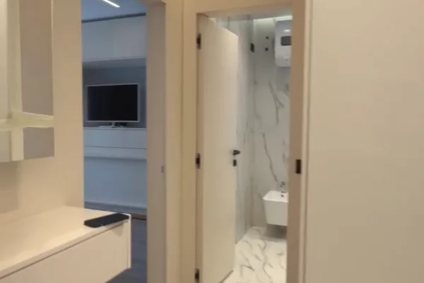 Shtepi me qera Apartament ne Tirane, 1+1, Mobilimi E mobiluar, Pagesa 60,000  Leke.