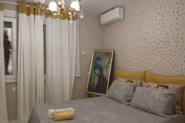 Shtepi ne shitje Apartament ne Tirane, 2+1, Mobilimi E mobiluar, Pagesa 278,000  Euro.