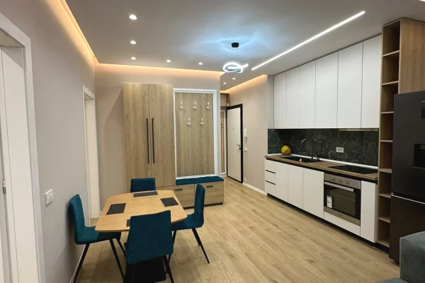 Shtepi me qera Apartament ne Tirane, 2+1, Mobilimi E mobiluar, Pagesa 1,500  Euro.