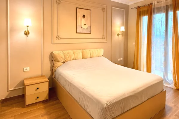 Shtepi me qera Apartament ne Tirane, 2+1, Mobilimi E mobiluar, Pagesa 850  Euro.