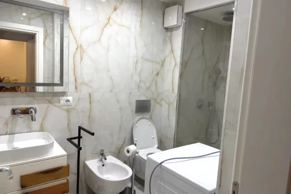 Shtepi me qera Apartament ne Tirane, 1+1, Mobilimi E mobiluar, Pagesa 65,000  Leke.