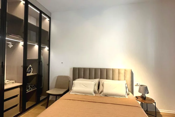 Shtepi me qera Apartament ne Tirane, 1+1, Mobilimi E mobiluar, Pagesa 65,000  Leke.