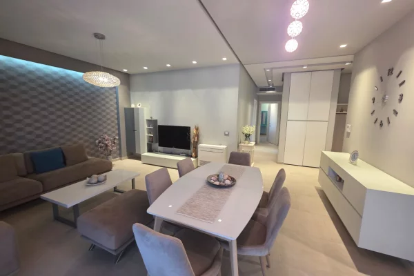 Shtepi me qera Apartament ne Tirane, 2+1, Mobilimi E mobiluar, Pagesa 1,000  Euro.