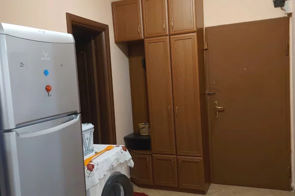 Shtepi ne shitje Apartament ne Tirane, 2+1, Mobilimi E mobiluar, Pagesa 13,500,000  Leke.