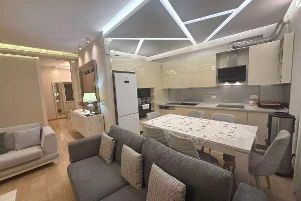 Shtepi ne shitje Apartament ne Tirane, 2+1, Mobilimi E mobiluar, Pagesa 330,000  Euro.