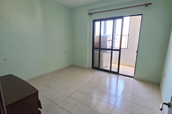 Shtepi me qera Apartament ne Tirane, 1+1, Mobilimi E mobiluar, Pagesa 45,000  Leke.