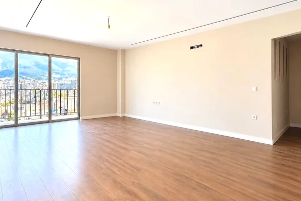 SHKOLLA KUQE   Super Lokacion 📢 🔺️ Shesim apartament: 1+1 