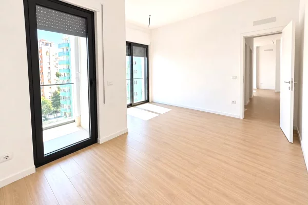 Shtepi ne shitje Apartament ne Tirane, 2+1, Mobilimi Bosh, pa mobiluar, Pagesa 255,000  Euro.