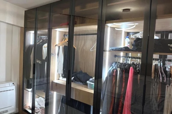 Shtepi ne shitje Apartament ne Tirane, 4+1, Mobilimi E mobiluar, Pagesa 570,000  Euro.