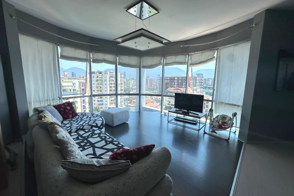 Shtepi me qera Apartament ne Tirane, 2+1, Mobilimi E mobiluar, Pagesa 80,000  Leke.