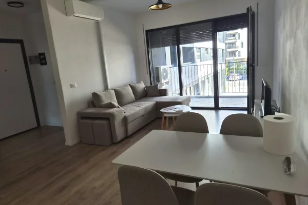 Shtepi me qera Apartament ne Tirane, 1+1, Mobilimi E mobiluar, Pagesa 65,000  Leke.