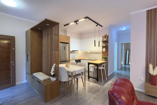 Shtepi me qera Apartament ne Tirane, 2+1, Mobilimi E mobiluar, Pagesa 90,000  Leke.