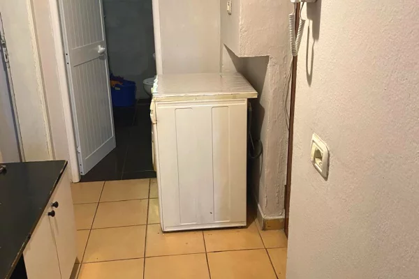 Shtepi me qera Apartament ne Tirane, 2+1, Mobilimi E mobiluar, Pagesa 60,000  Leke.
