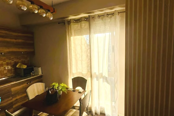 Shtepi me qera 1+1 ne Tirane - 72,000 Leke