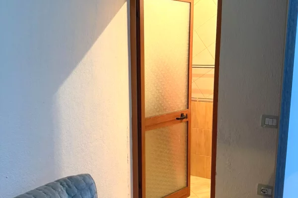 Shtepi me qera Apartament ne Tirane, 2+1, Mobilimi E mobiluar, Pagesa 45,000  Leke.