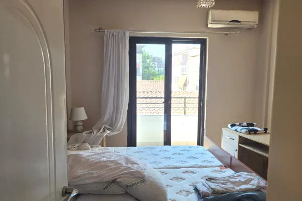 Shtepi me qera Apartament ne Tirane, 2+1, Mobilimi E mobiluar, Pagesa 60,000  Leke.