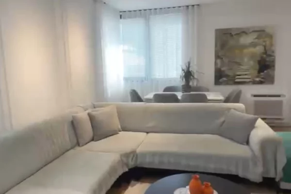 Shtepi ne shitje 4+1 ne Tirane - 260,000 Euro