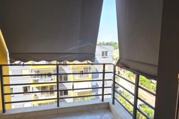 Shtepi ne shitje Apartament ne Tirane, 2+1, Mobilimi E mobiluar, Pagesa 157,000  Euro.