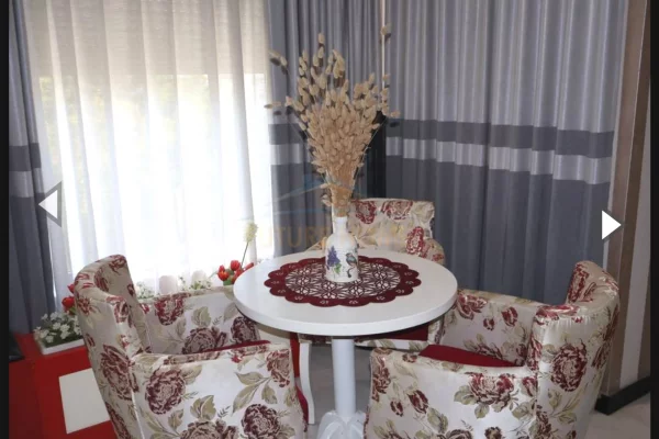 Shtepi me qera Apartament ne Tirane, 2+1, Mobilimi E mobiluar, Pagesa 700  Euro.