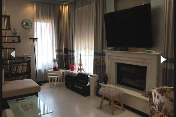 Shtepi me qera Apartament ne Tirane, 2+1, Mobilimi E mobiluar, Pagesa 700  Euro.