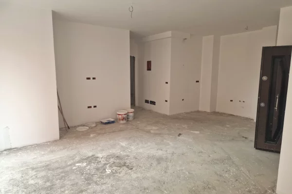 Shtepi ne shitje Apartament ne Tirane, 2+1, Mobilimi Bosh, pa mobiluar, Pagesa 16,000,000  Leke.