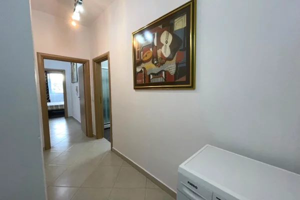 Shtepi me qera Apartament ne Tirane, 3+1, Mobilimi E mobiluar, Pagesa 70,000  Leke.