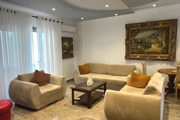 JEPET ME QIRA APARTAMENT 2+1 – QENDËR, TE 15-KATËSHI