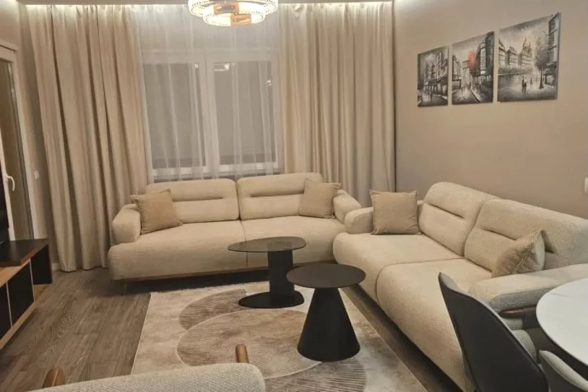 Shtepi me qera Apartament ne Tirane, 2+1, Mobilimi E mobiluar, Pagesa 70,000  Leke.