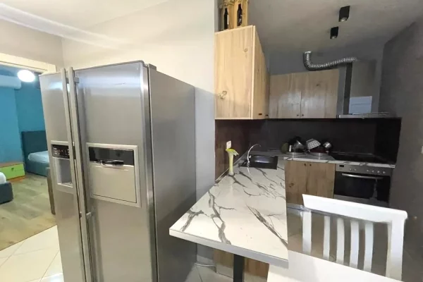 Shtepi ne shitje Apartament ne Tirane, 3+1, Mobilimi E mobiluar, Pagesa 189,000  Euro.