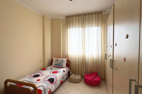 Shtepi me qera Apartament ne Tirane, 2+1, Mobilimi E mobiluar, Pagesa 60,000  Leke.