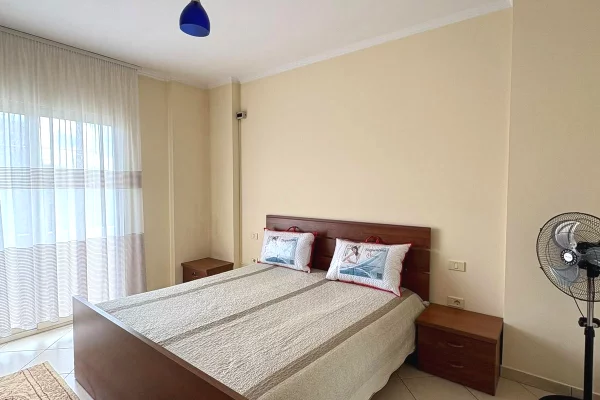 Shtepi me qera Apartament ne Tirane, 2+1, Mobilimi E mobiluar, Pagesa 60,000  Leke.