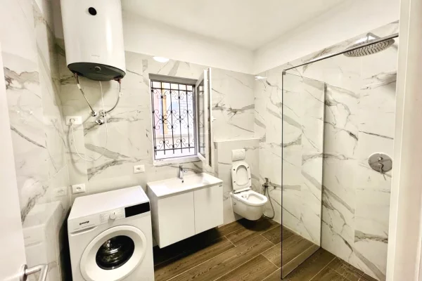 Shtepi me qera Apartament ne Tirane, 1+1, Mobilimi E mobiluar, Pagesa 50,000  Leke.