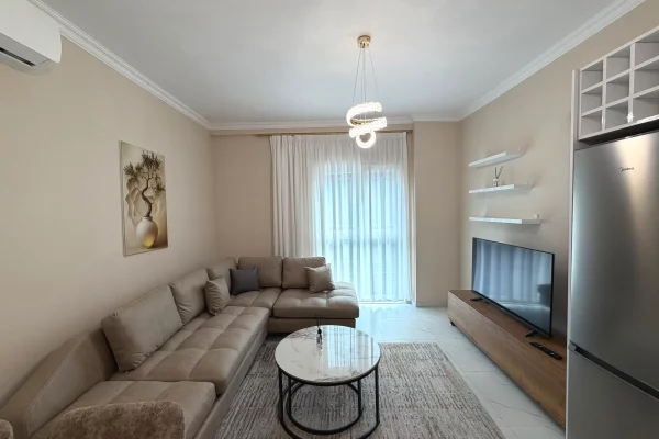 Shtepi me qera 1+1 ne Tirane - 600 Euro