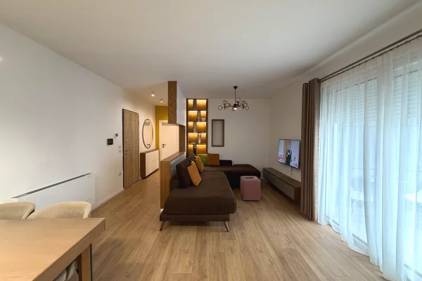 Shtepi me qera Apartament ne Tirane, 2+1, Mobilimi E mobiluar, Pagesa 900  Euro.