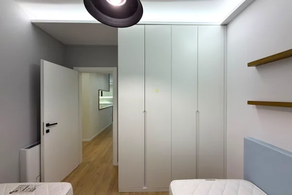 Shtepi me qera Apartament ne Tirane, 2+1, Mobilimi E mobiluar, Pagesa 900  Euro.
