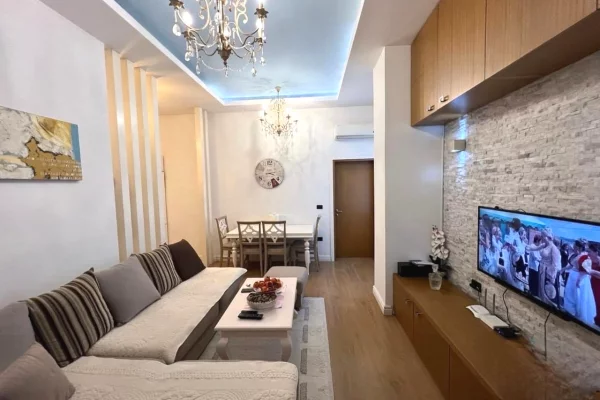 SHITET APARTAMENT 2+1 TEK ISH-PARKU