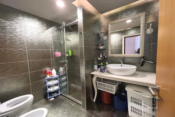Apartment for sale in Tirana 2+1, Furnished