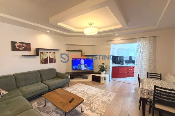Shtepi ne shitje Apartament ne Tirane, 2+1, Mobilimi E mobiluar, Pagesa 24,500,000  Leke.