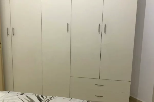 Shtepi me qera Apartament ne Tirane, 2+1, Mobilimi E mobiluar, Pagesa 70,009  Leke.