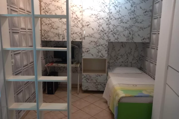 Shtepi me qera Apartament ne Tirane, 2+1, Mobilimi E mobiluar, Pagesa 70,000  Leke.