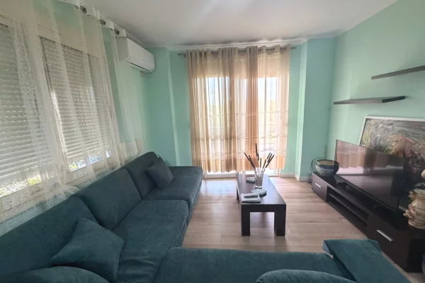 Shtepi me qera Apartament ne Tirane, 1+1, Mobilimi E mobiluar, Pagesa 62,000  Leke.
