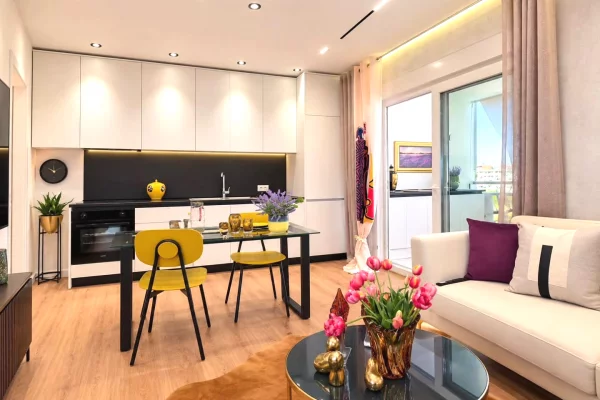 Shtepi ne shitje Apartament ne Tirane, 2+1, Mobilimi E mobiluar, Pagesa 23,500,000  Leke.