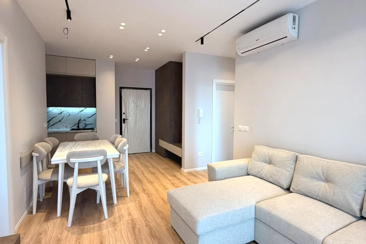 Shtepi me qera Apartament ne Tirane, 2+1, Mobilimi E mobiluar, Pagesa 1,000  Euro.
