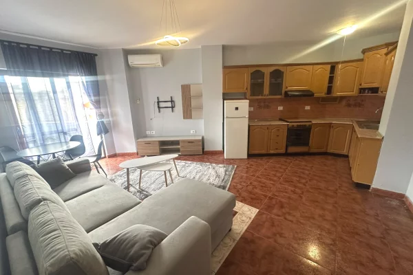 APARTAMENT 1+1 ME QIRA – SHKOLLA E BALETIT