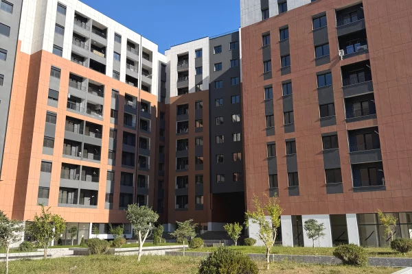 Shitet apartament 2+1+2 ne Astir te Alba konstruksion 